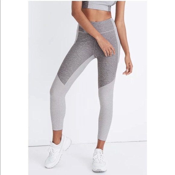 Outdoor Voices Two-Tone Warmup Crop Leggings Ash Dove Dark Grey Light Gray Small - Picture 3 of 16